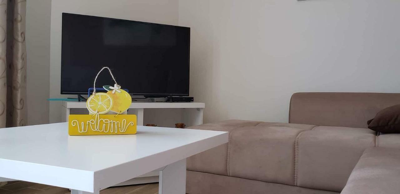 2bd Apartment in Bar Montenegro Buitenkant foto