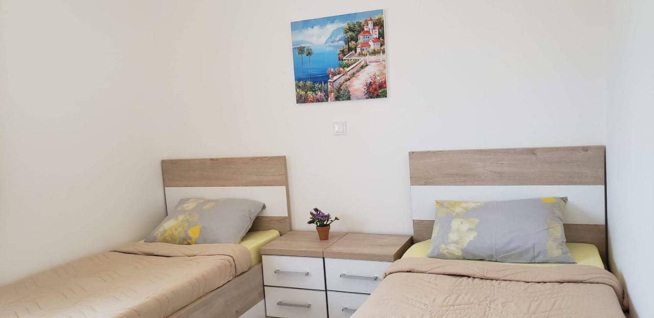 2bd Apartment in Bar Montenegro Buitenkant foto